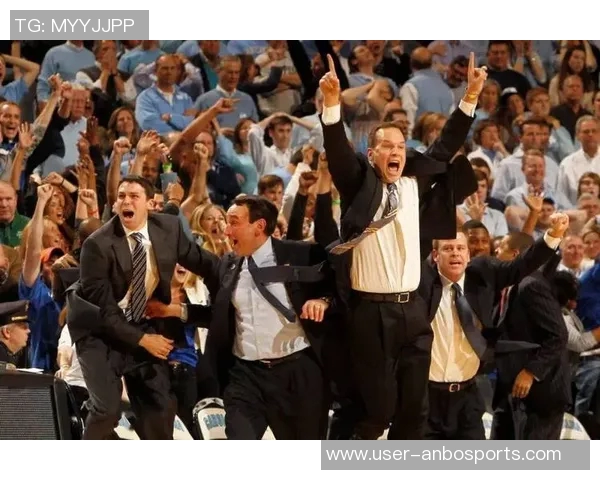 五星高中控卫小德隆里皮正式承诺加盟杜克大学引发关注