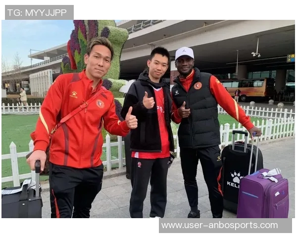 恒大足校17岁后卫张洪福正式加盟辽宁铁人转会费约100万元