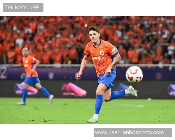 媒体人透露泰山中卫外援进展缓慢多位经纪人推荐新外援人选 媒体人透露泰山中卫外援进展缓慢多位经纪人推荐新外援人选